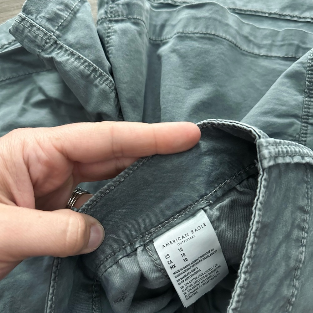 Low Rise Shorts - Picture 6 of 6